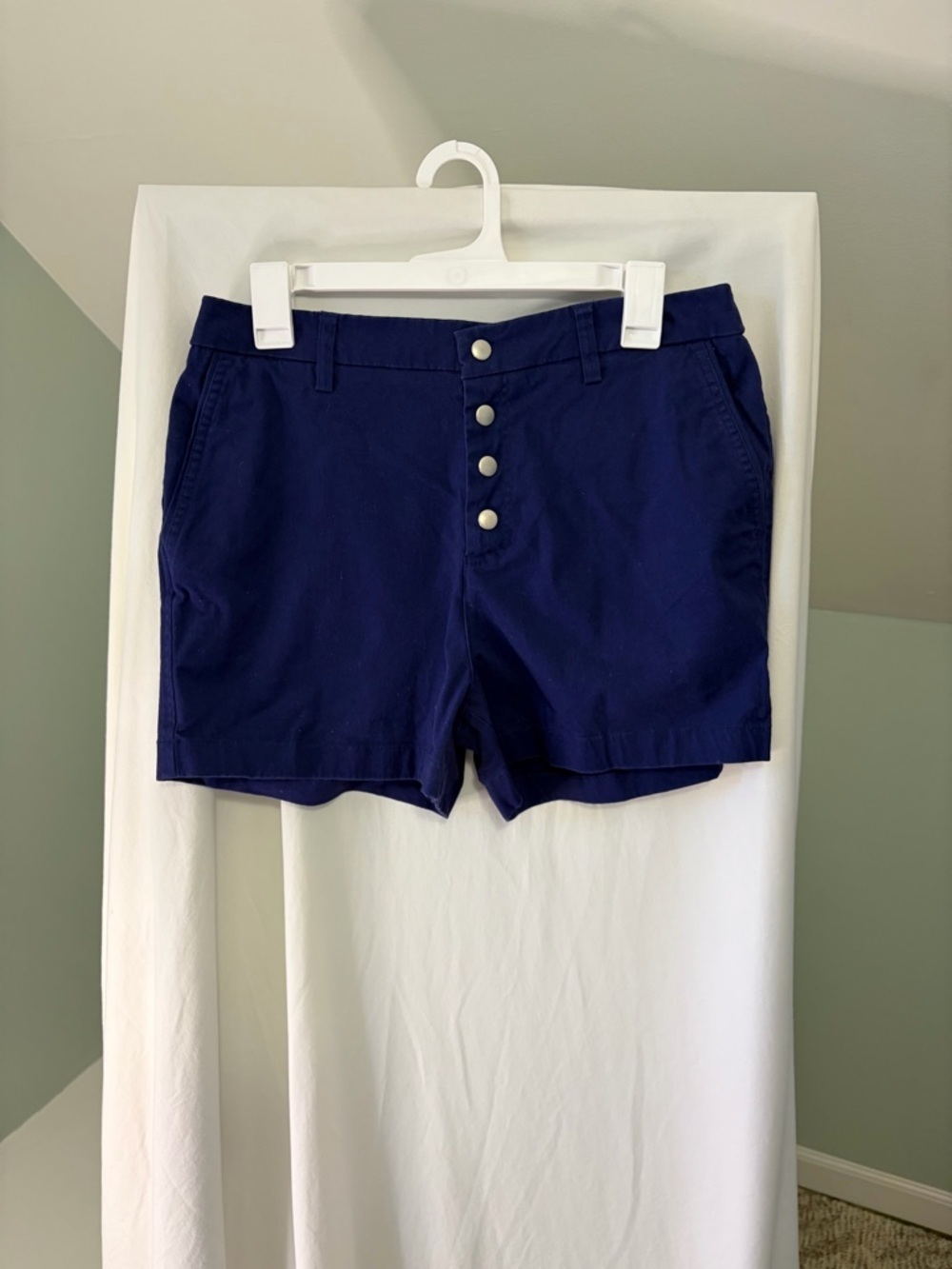 Cynthia Rowley Navy High-Waist Button Front Shorts size 6